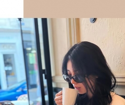是什么样又素又美的妆容又频频在热搜出现？